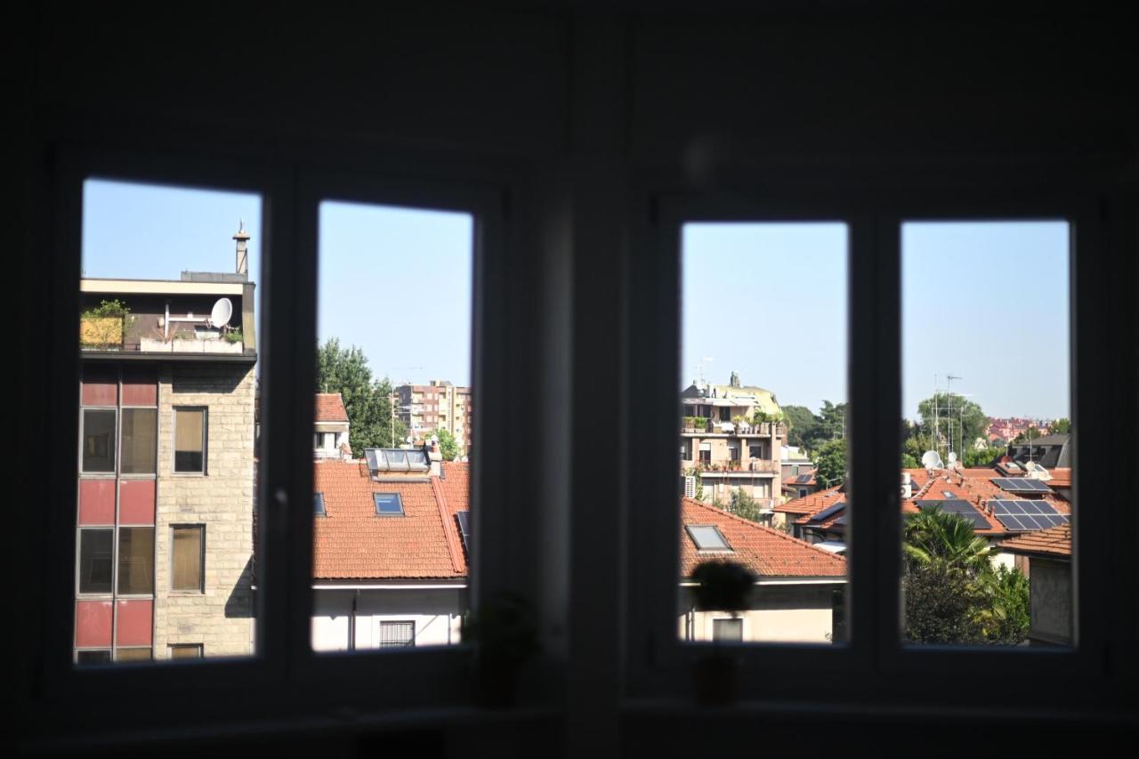 Your Window On The City - Via Gioia Apartment Милано Екстериор снимка